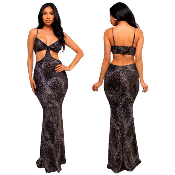 Dresses - Picture 8 of 16